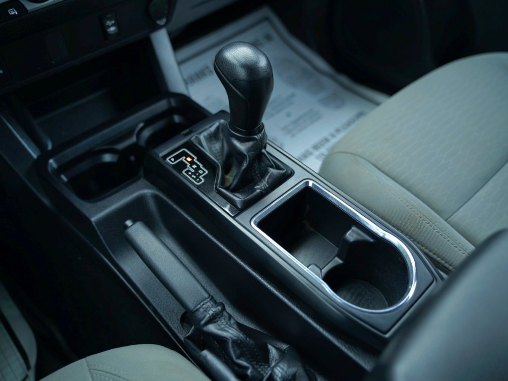 Used 2019 Toyota Tacoma SR w/ SR Convenience Package image 17