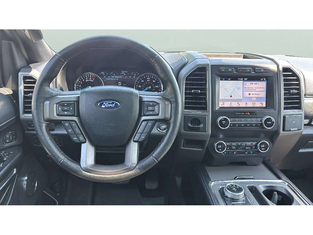 Used 2019 Ford Expedition XLT w/ Equipment Group 202A AWD/4WD image 16