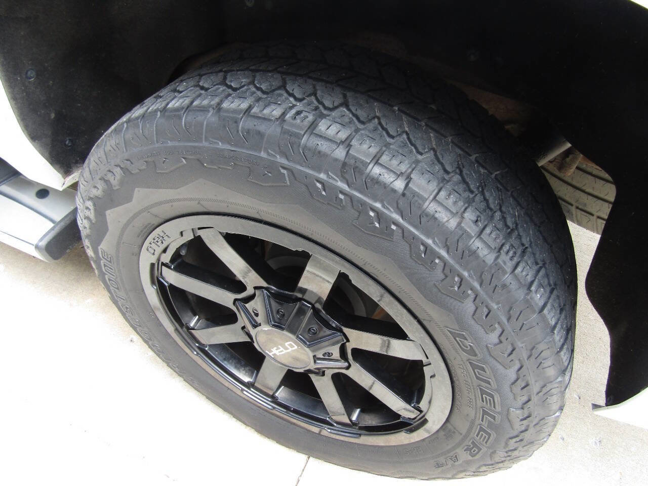 Used 2016 Chevrolet Suburban LT image 18