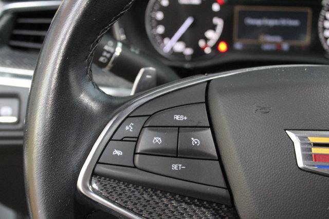 Used 2023 Cadillac XT5 Sportv AWD/4WD image 16