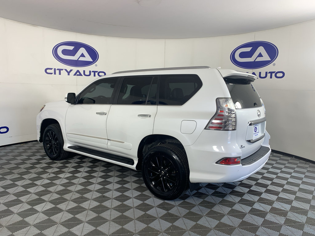 Used 2014 Lexus GX 460 w/ Premium Package AWD/4WD image 5
