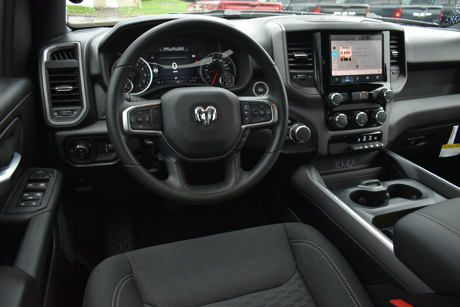 New 2027 RAM 1500 Express AWD/4WD image 16