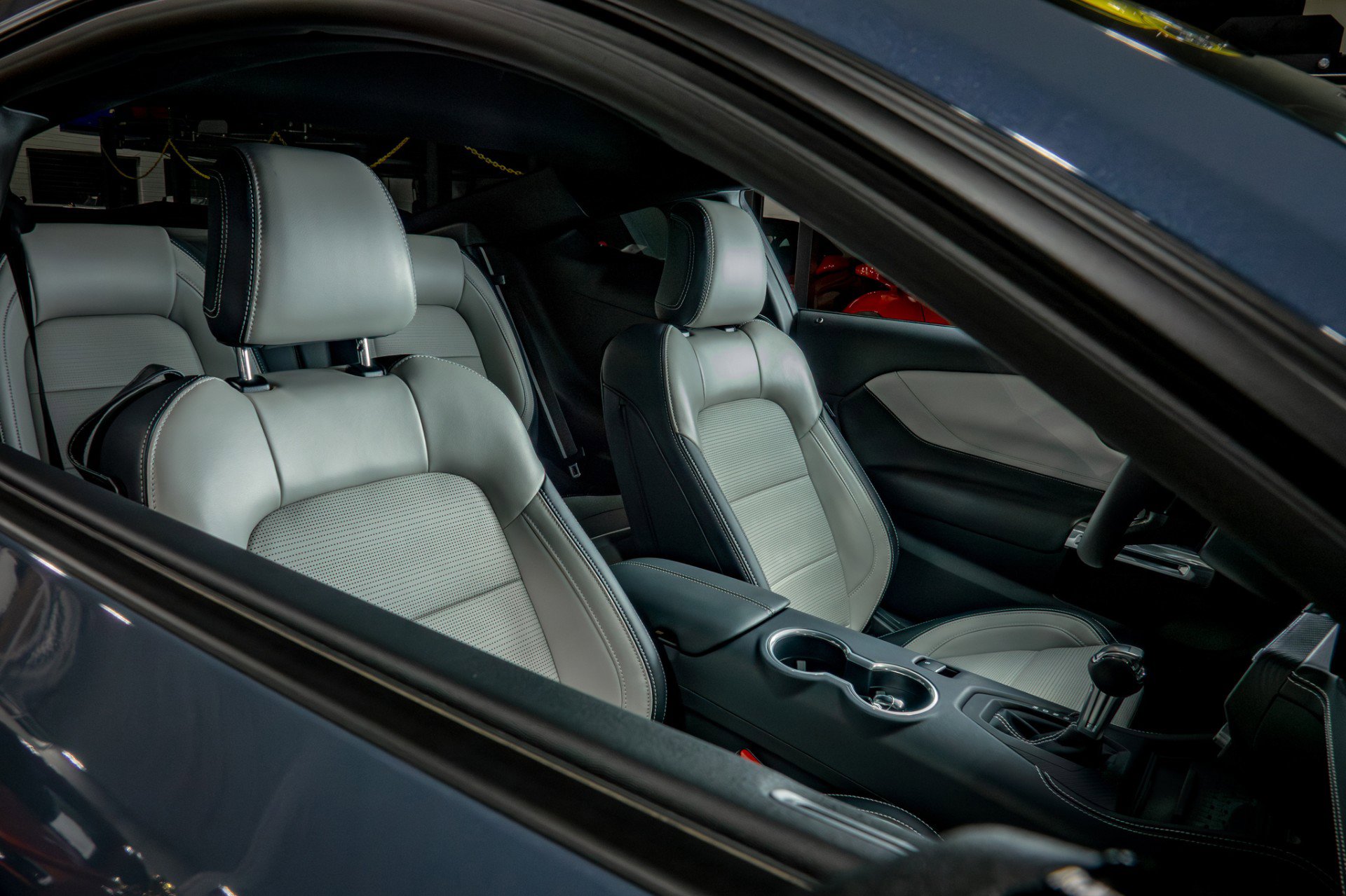 Used 2024 Ford Mustang GT Premium image 10