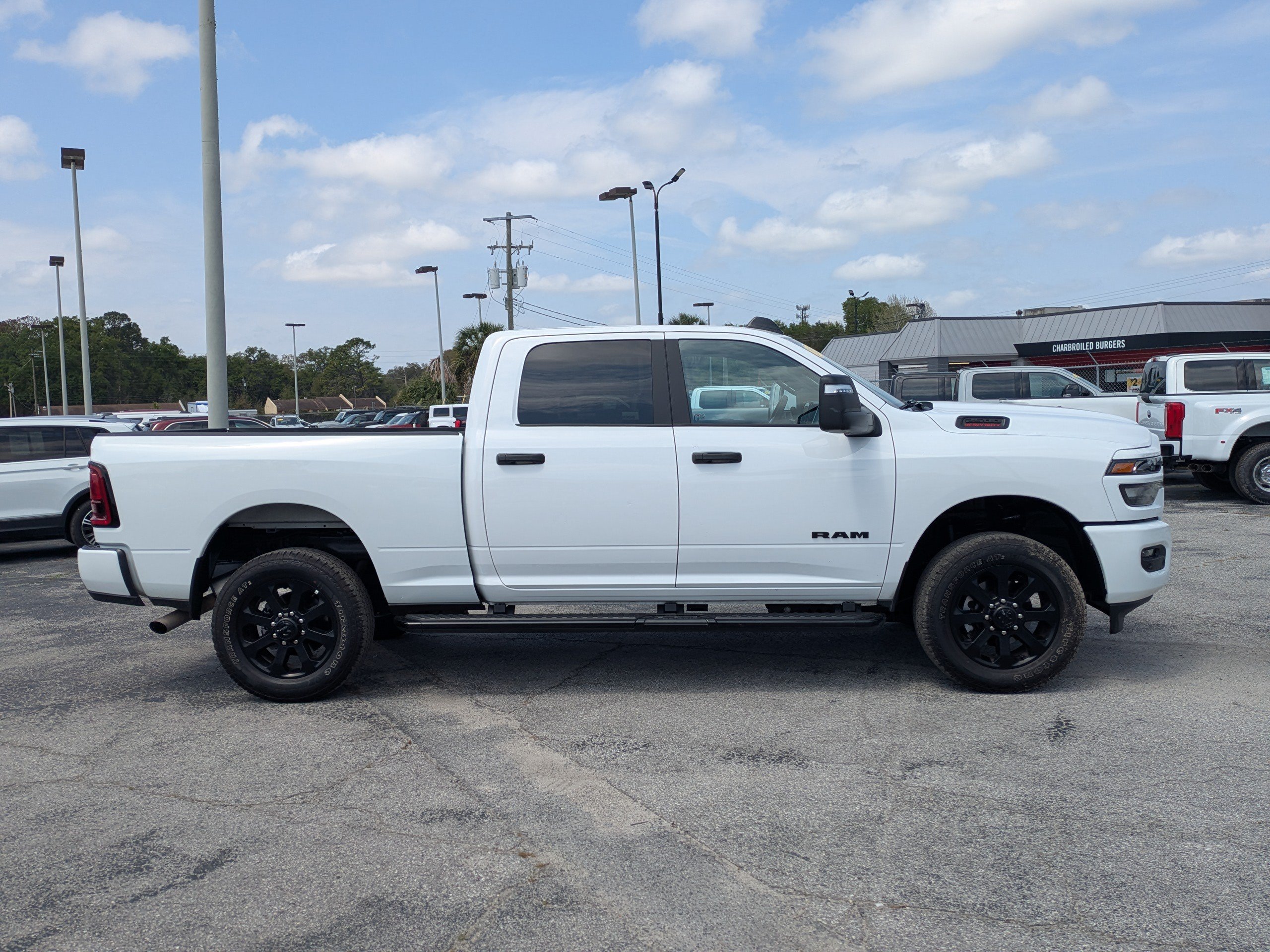 Used 2025 RAM 2500 Big Horn AWD/4WD image 3