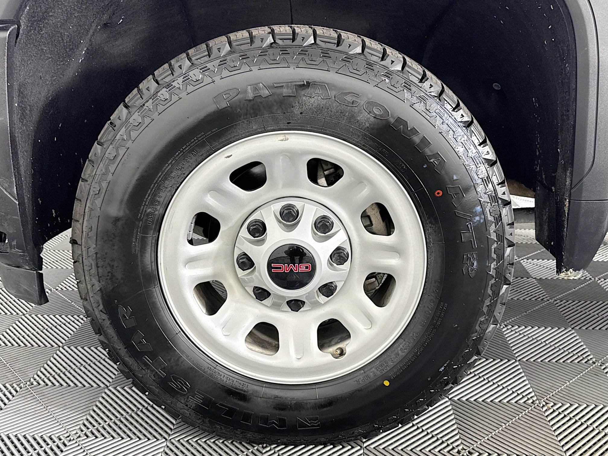 Used 2024 GMC Sierra 2500 Pro w/ Convenience Package image 35