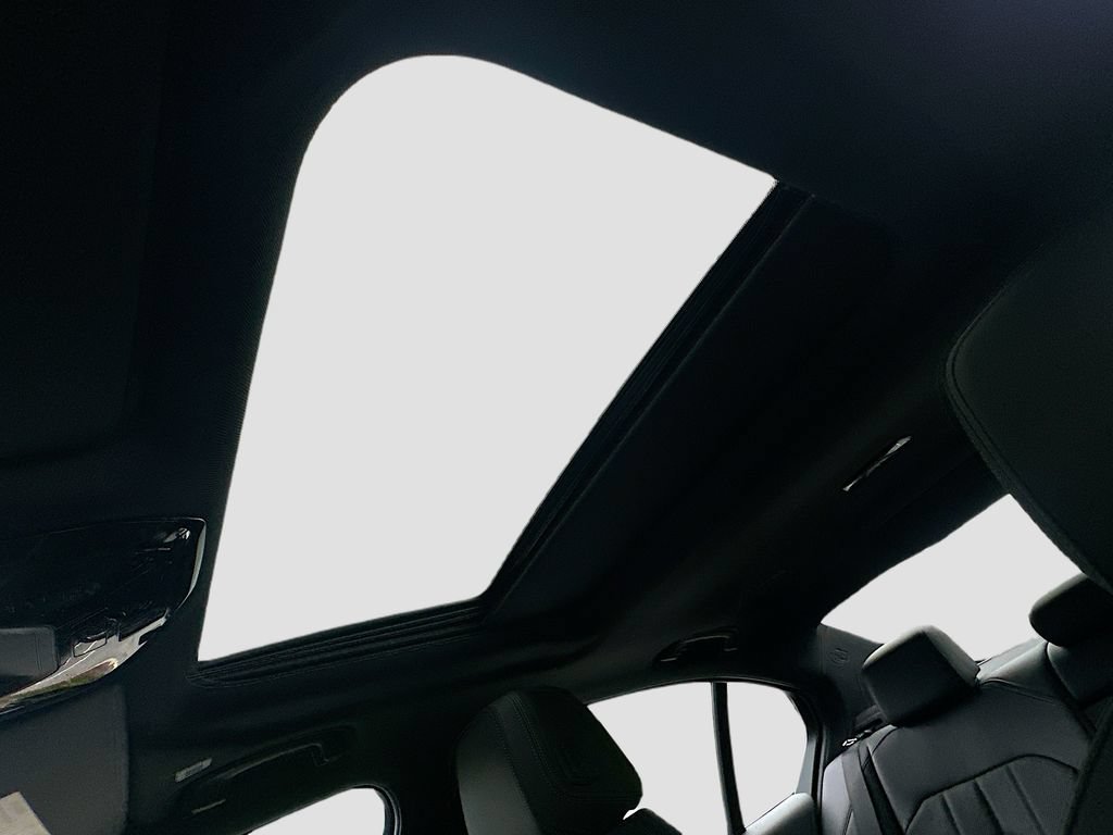 New 2026 BMW i5 eDrive40 w/ Premium Package AWD/4WD image 23