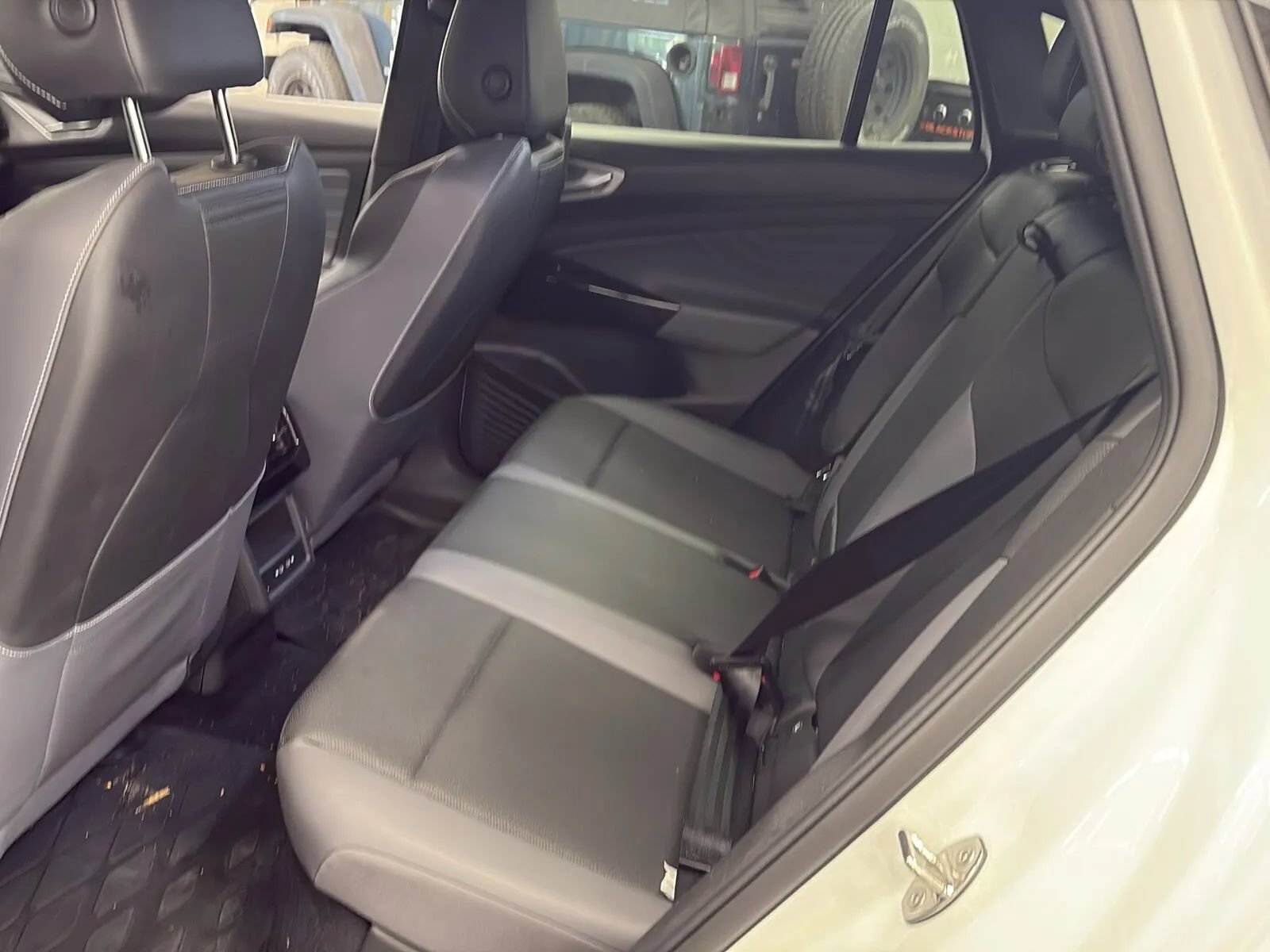 Used 2023 Volkswagen ID.4 Pro S AWD/4WD image 4