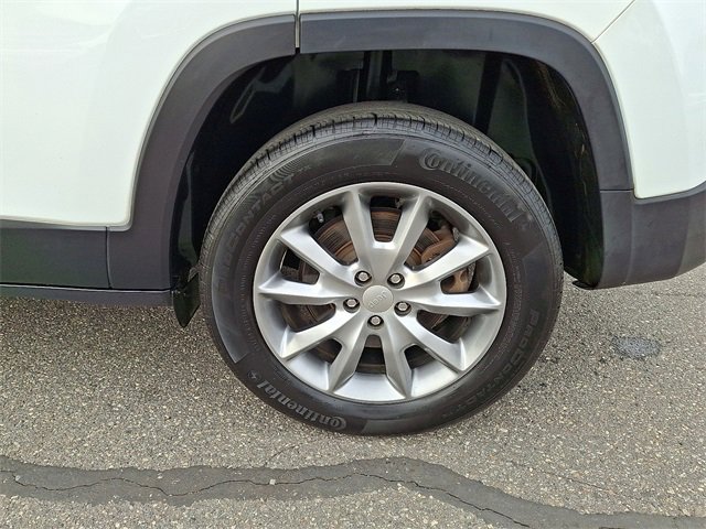 Used 2018 Jeep Cherokee Limited image 26