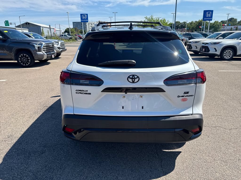 Used 2025 Toyota Corolla Cross AWD Hybrid w/ Moonroof Package image 6