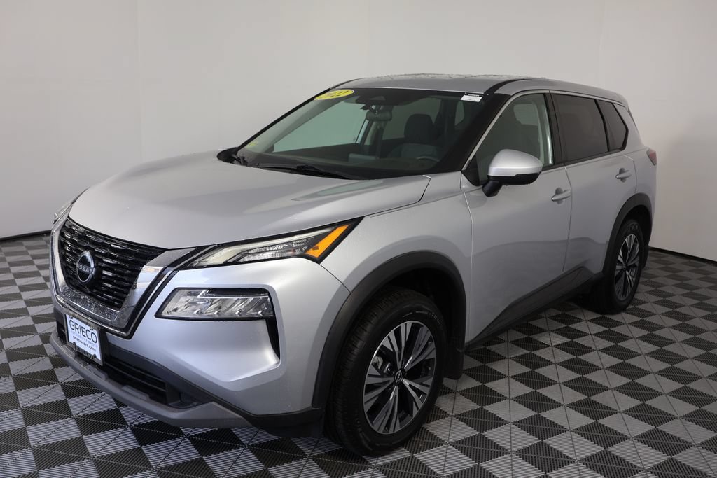 Used 2022 Nissan Rogue SV AWD/4WD image 4