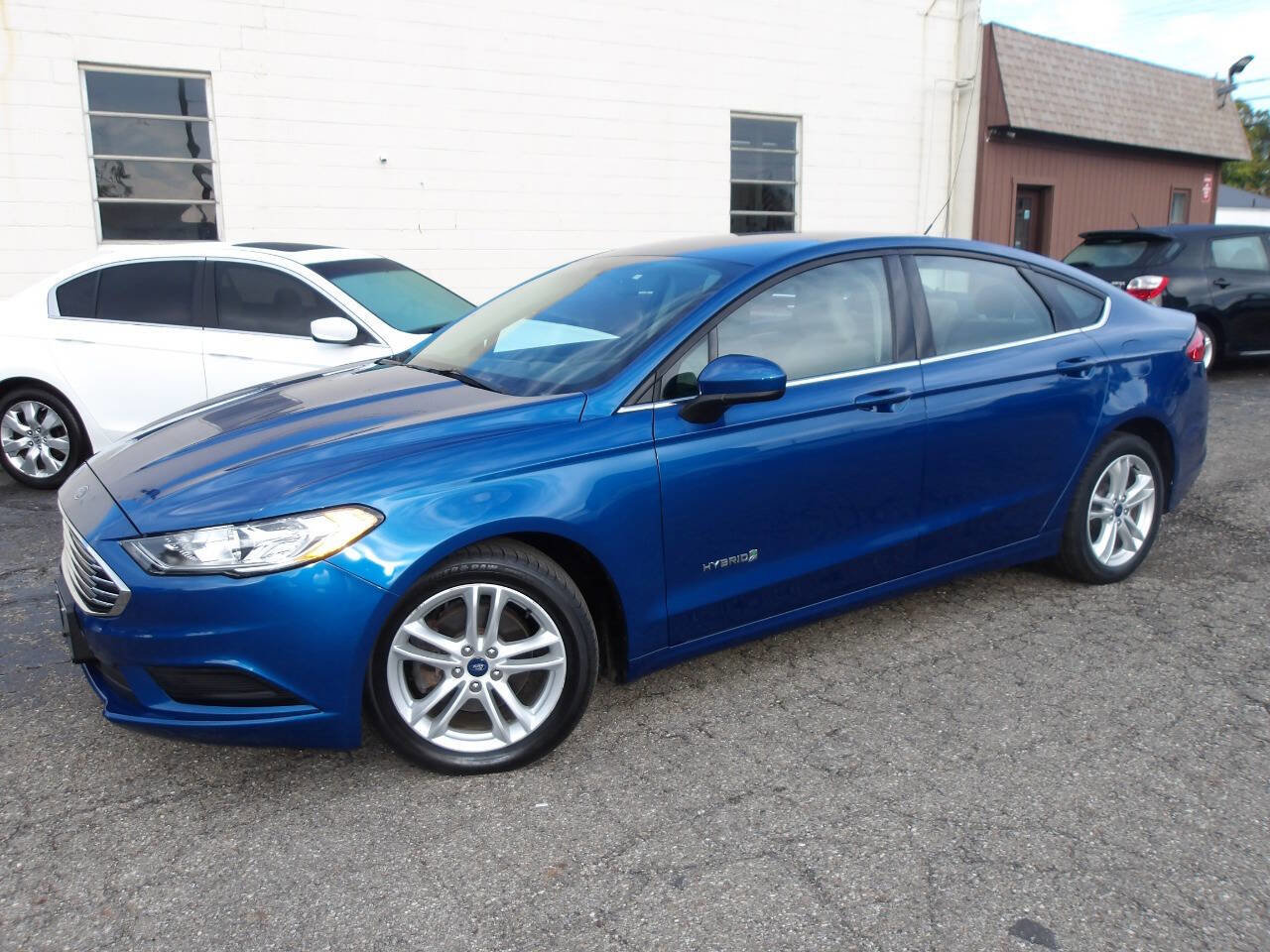 Used 2018 Ford Fusion S image 2