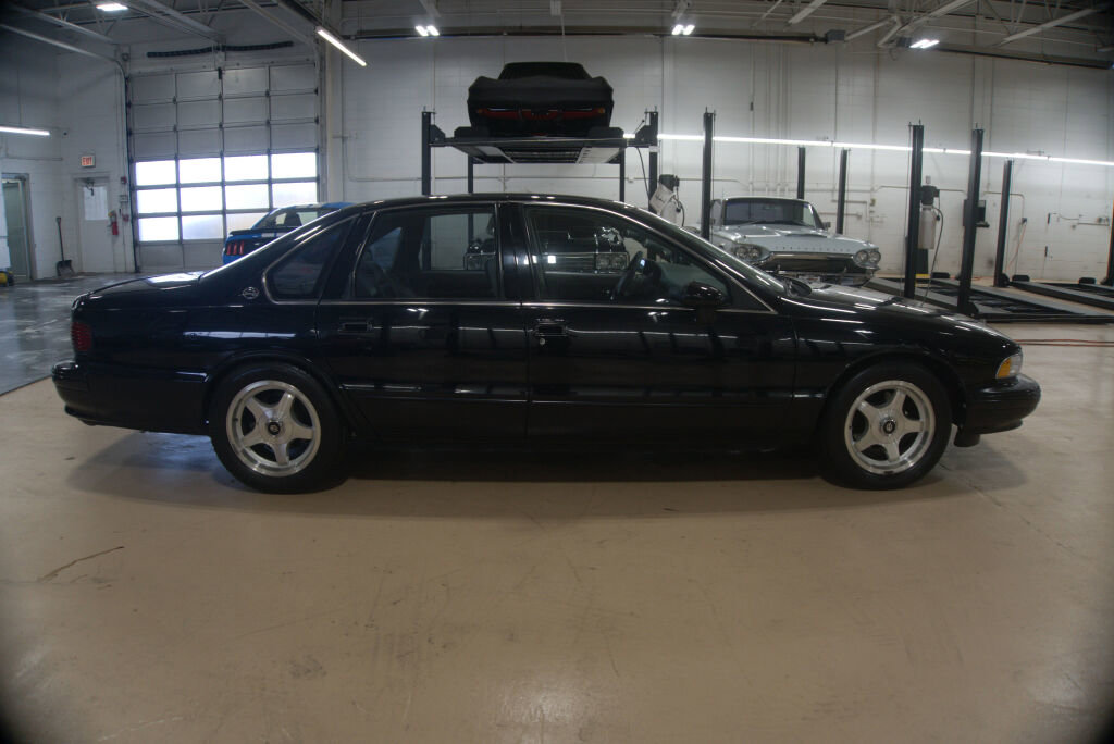 Used 1994 Chevrolet Impala SS image 6