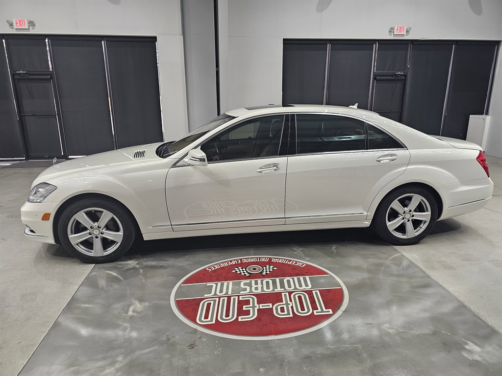 Used 2010 Mercedes-Benz S 550 image 9