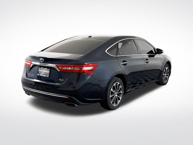 Used 2017 Toyota Avalon XLE image 7