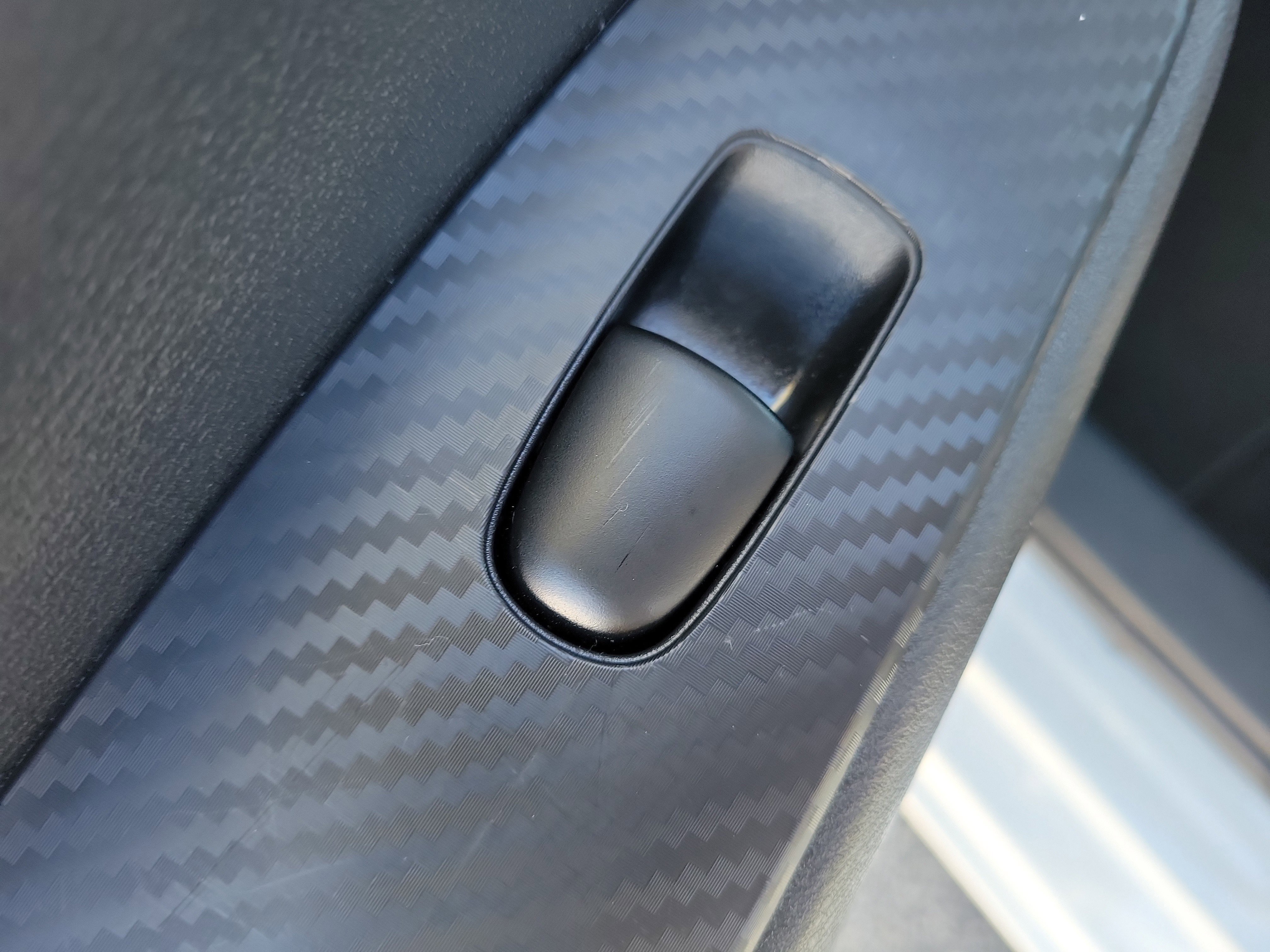 Used 2025 Nissan Sentra S image 13