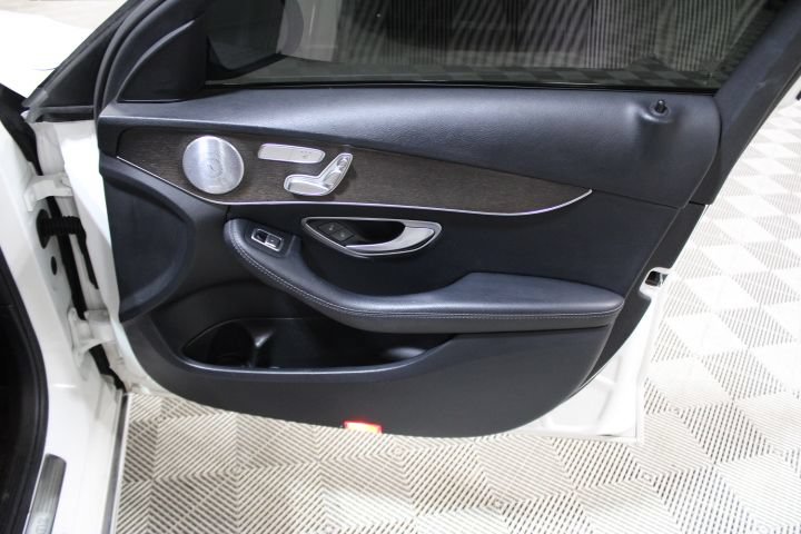 Used 2019 Mercedes-Benz C 300 4MATIC Sedan image 22