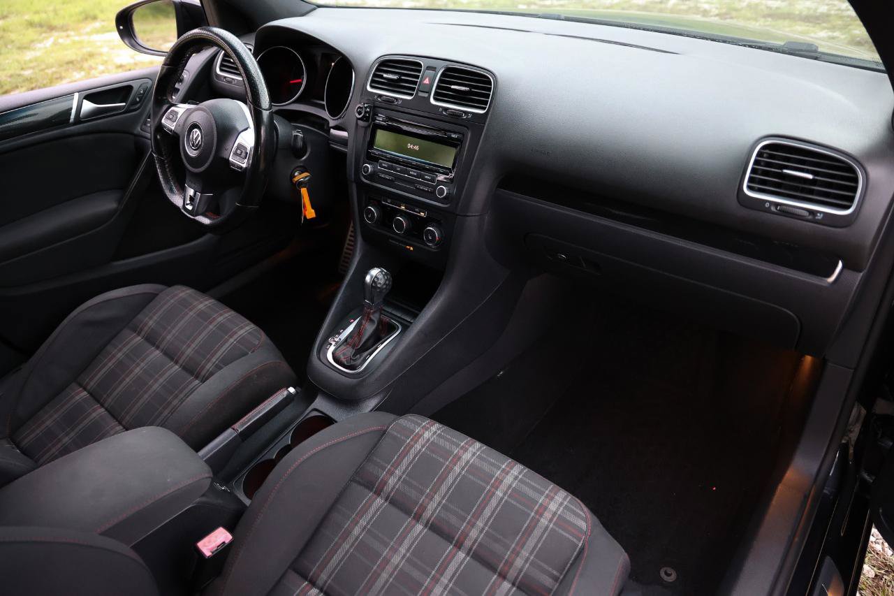 Used 2014 Volkswagen GTI Wolfsburg Edition FWD image 18