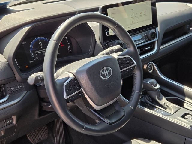 Used 2025 Toyota Grand Highlander FWD image 25