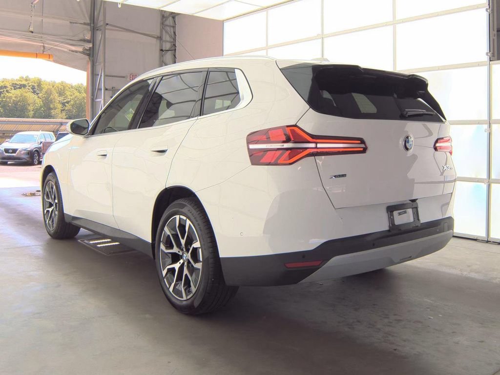 Certified 2025 BMW X3 xDrive30i w/ Premium Package AWD/4WD image 4