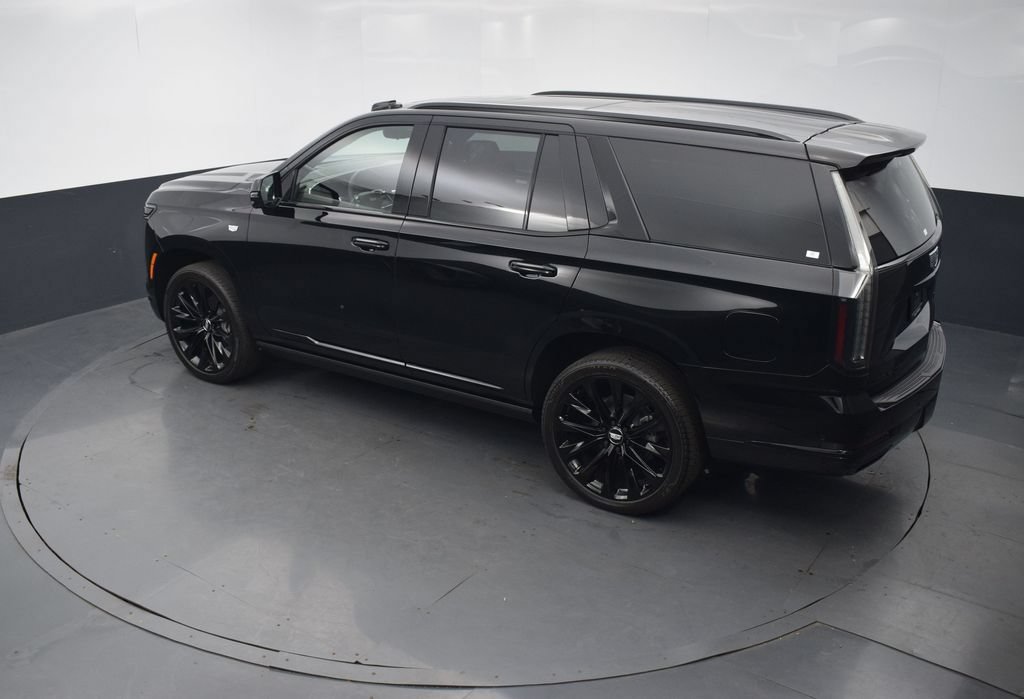 Certified 2026 Cadillac Escalade Platinum Sport w/ LPO, ONYX Package AWD/4WD image 45