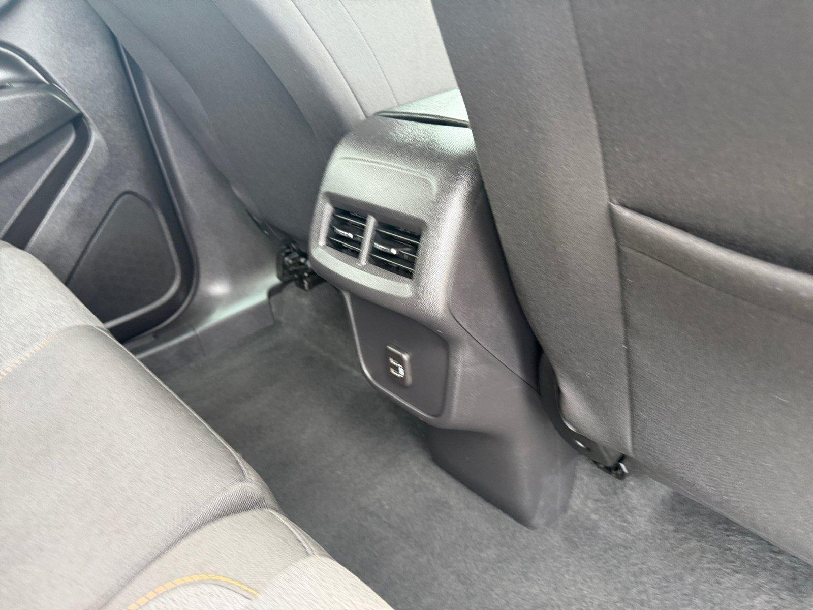 Used 2024 Chevrolet Equinox LT AWD/4WD image 34