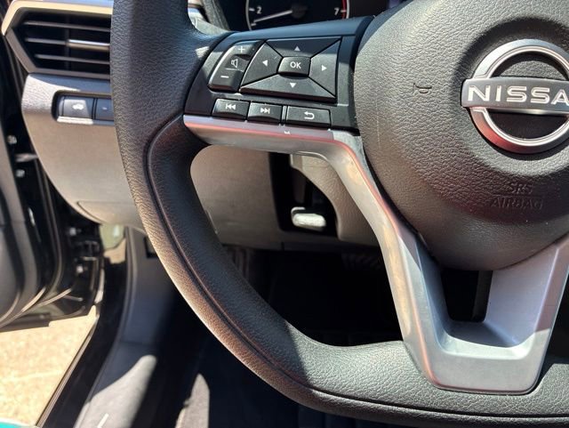 Used 2025 Nissan Altima 2.5 SV AWD/4WD image 22