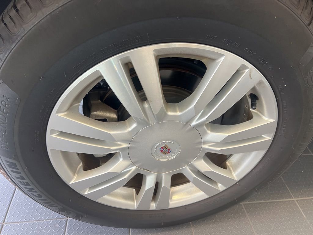 Used 2012 Cadillac SRX Luxury FWD image 26