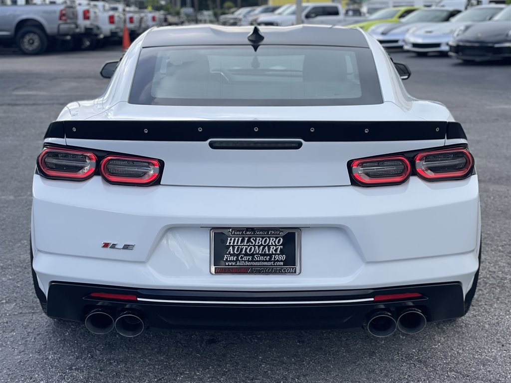 Used 2019 Chevrolet Camaro SS RWD image 7