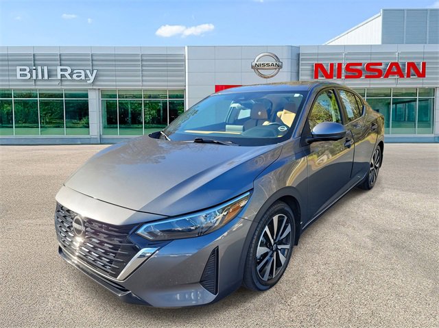 Used 2025 Nissan Sentra SV w/ SV Premium Package image 2