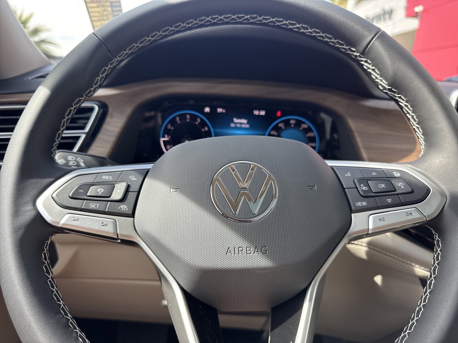 New 2026 Volkswagen Atlas SE image 28