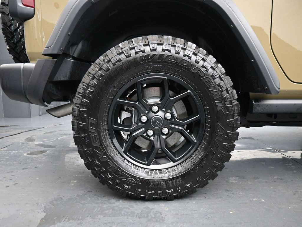 Used 2025 Jeep Wrangler Sport image 10