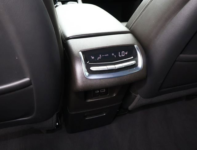 Certified 2023 Cadillac XT6 Premium Luxury FWD image 18