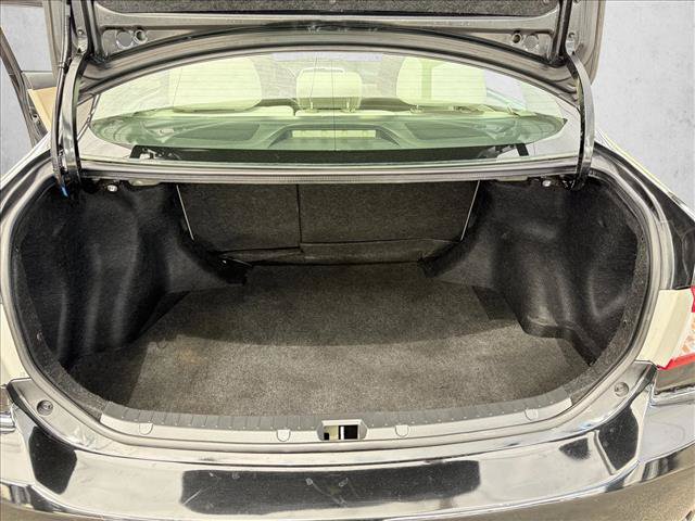 Used 2011 Toyota Corolla LE FWD image 13