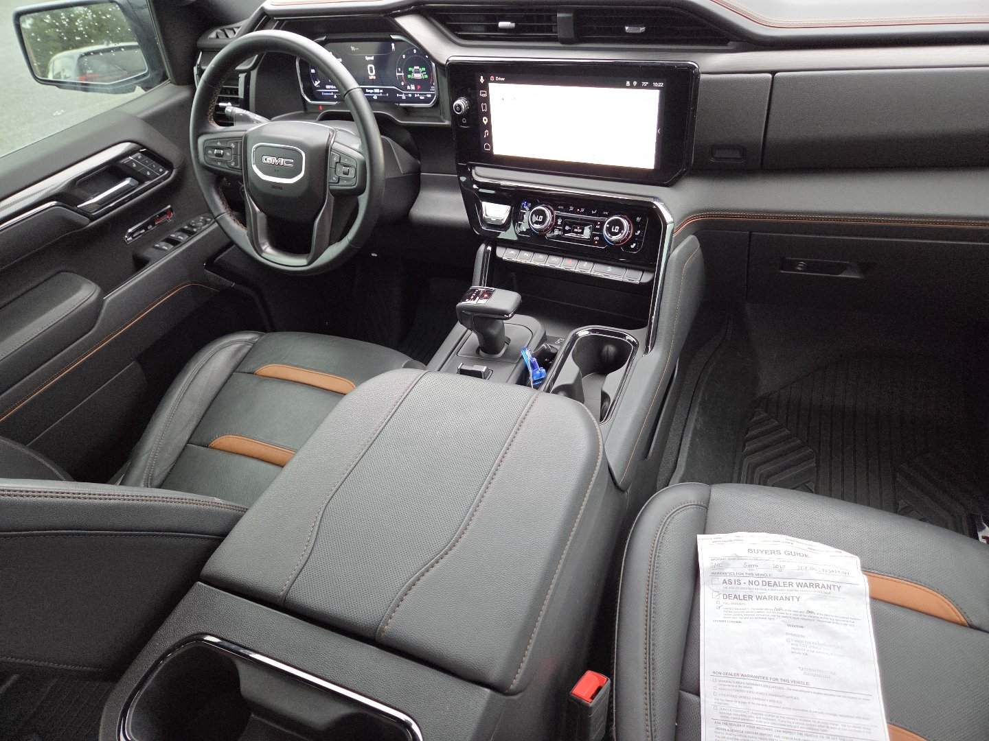 Used 2025 GMC Sierra 1500 AT4 w/ Technology Package AWD/4WD image 30