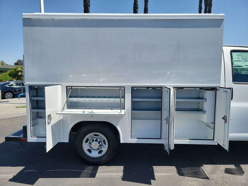 New 2026 Chevrolet Express 3500 w/ Power Convenience Package RWD image 16