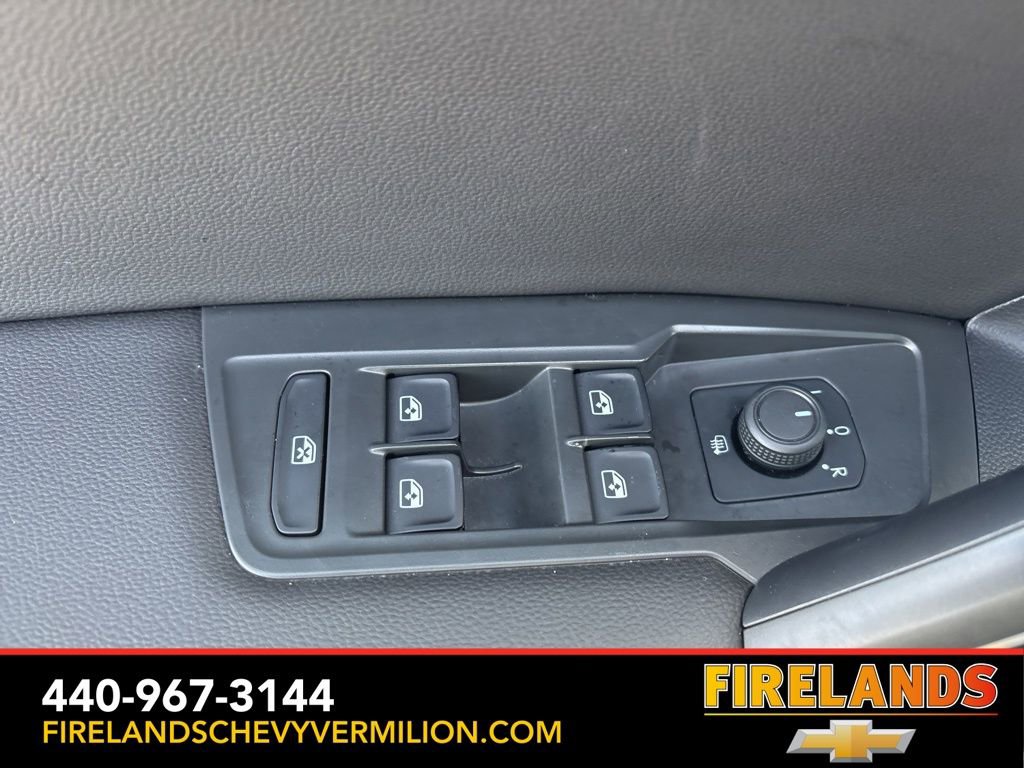 Used 2024 Volkswagen Tiguan S image 15