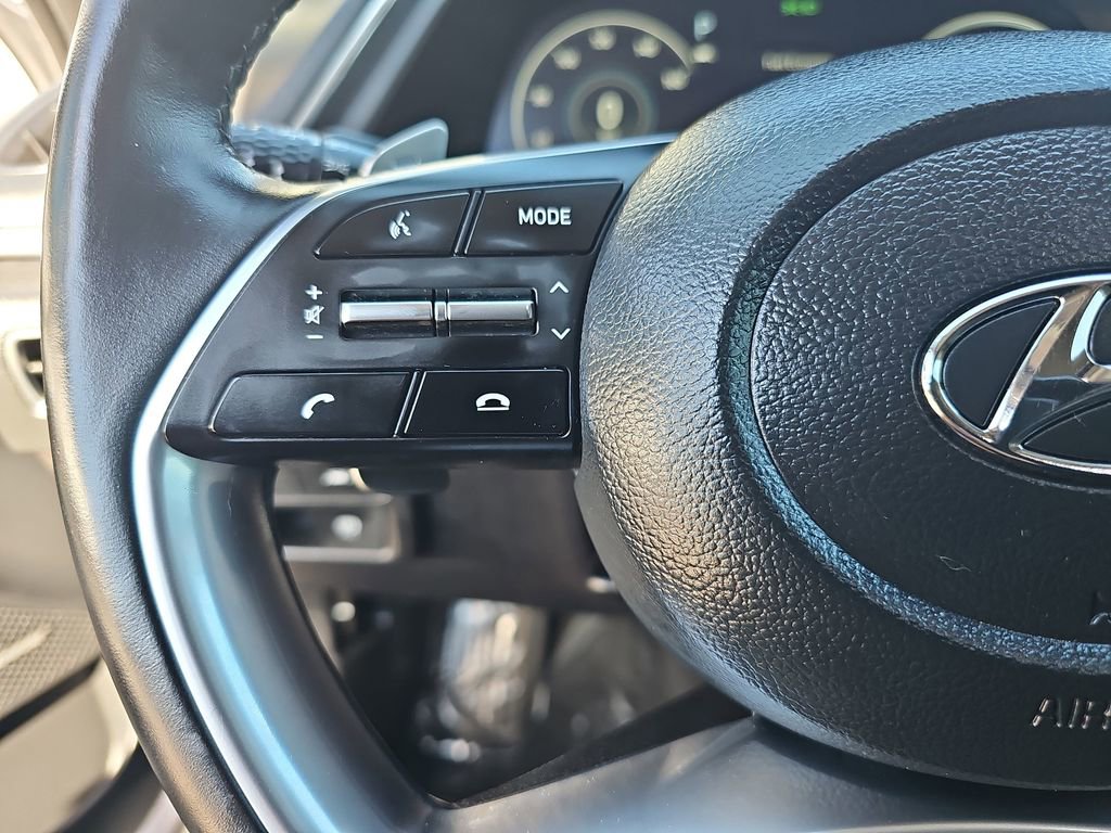 Used 2022 Hyundai Sonata Limited w/ Cargo Package image 17