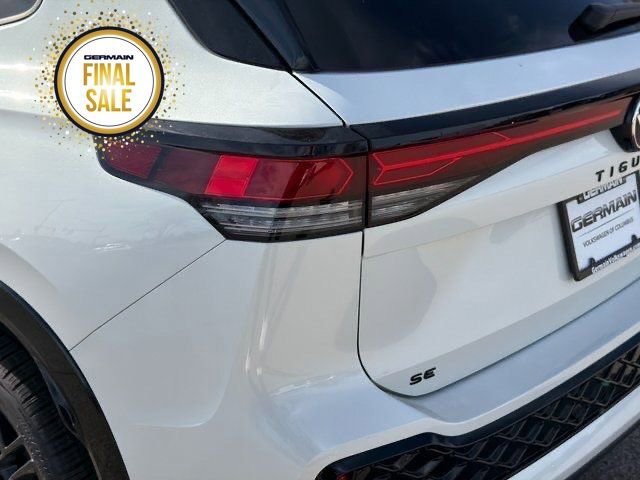 New 2026 Volkswagen Tiguan SE R-Line image 12