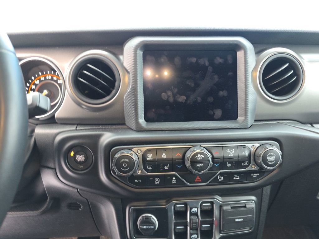 Used 2023 Jeep Wrangler Willys image 8