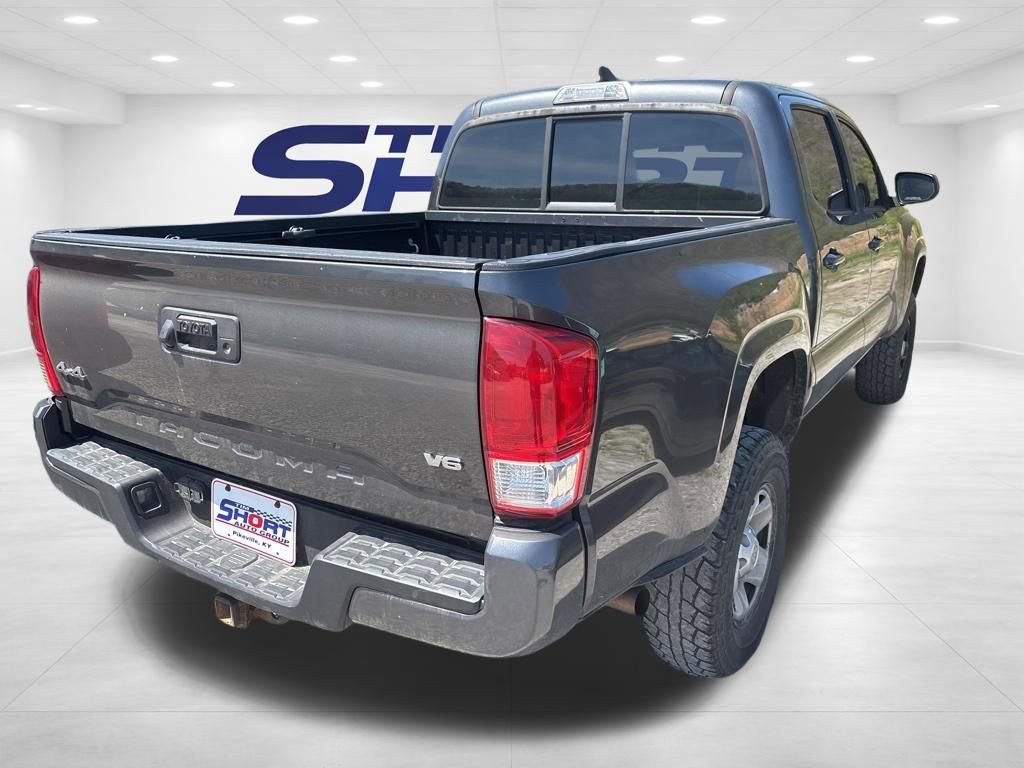 Used 2017 Toyota Tacoma SR w/ Tow Package image 5