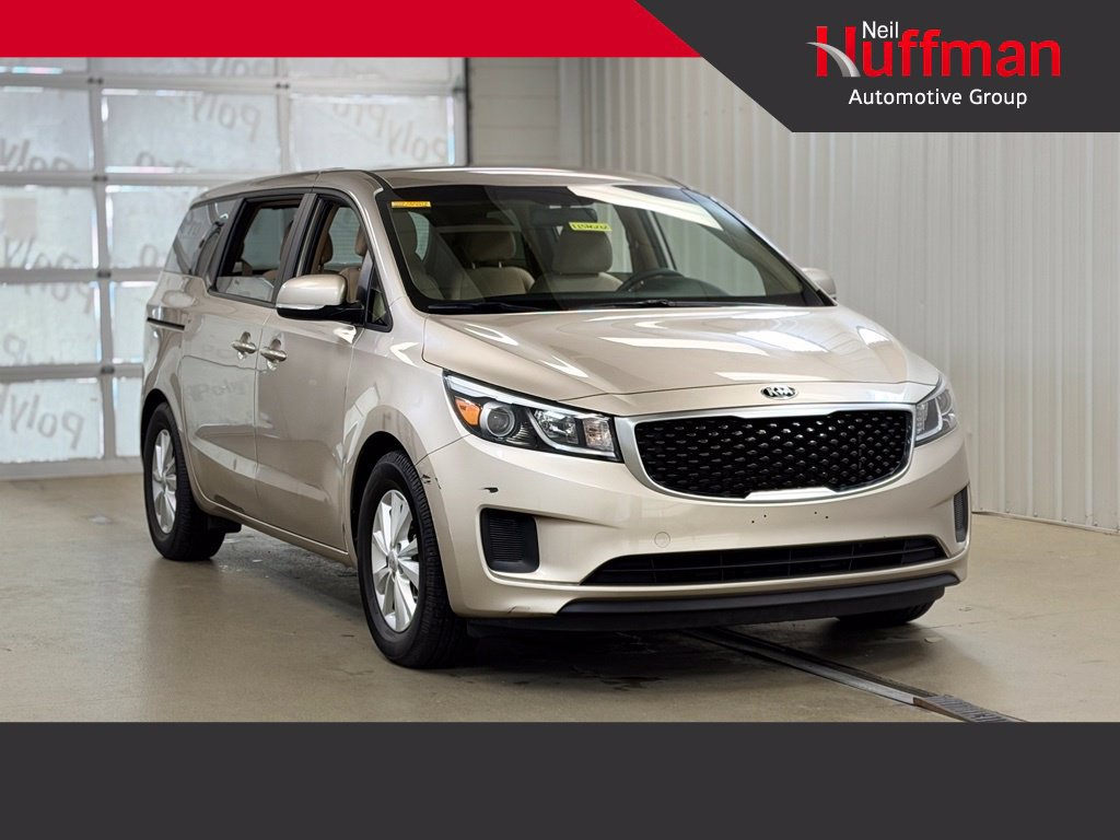 Used 2017 Kia Sedona LX FWD image 1