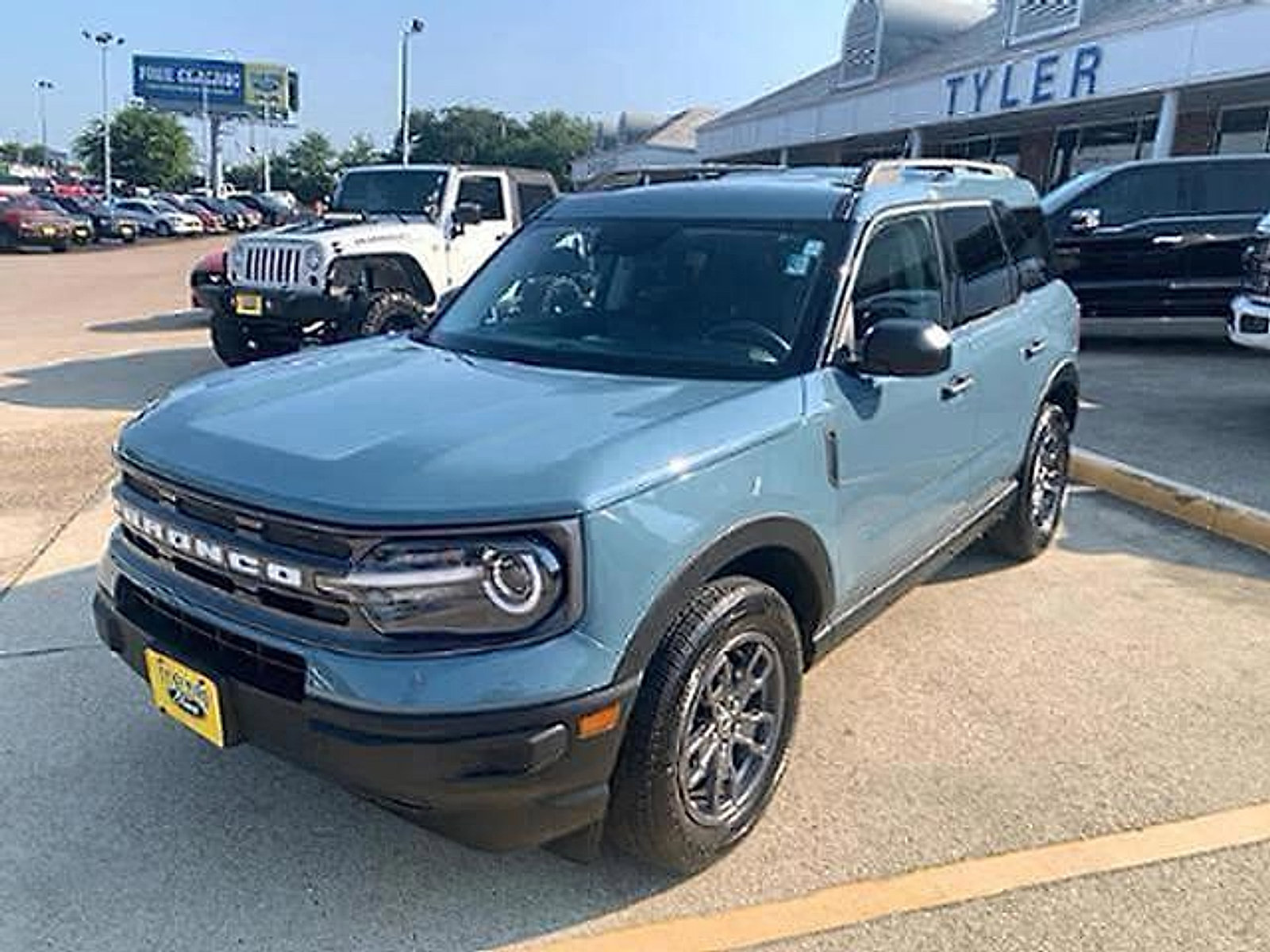 Used 2022 Ford Bronco Sport Big Bend AWD/4WD image 2