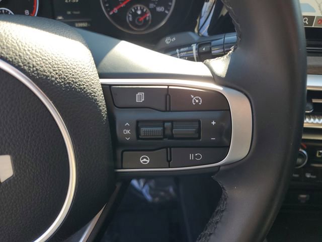 Used 2023 Kia K5 EX image 19