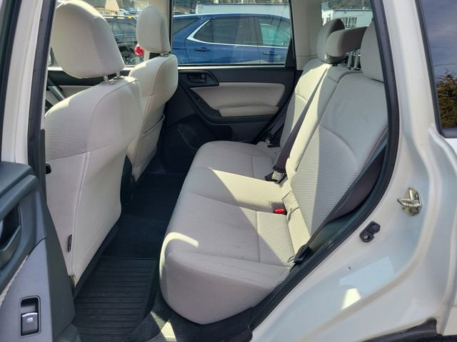 Used 2018 Subaru Forester 2.5i Premium image 16