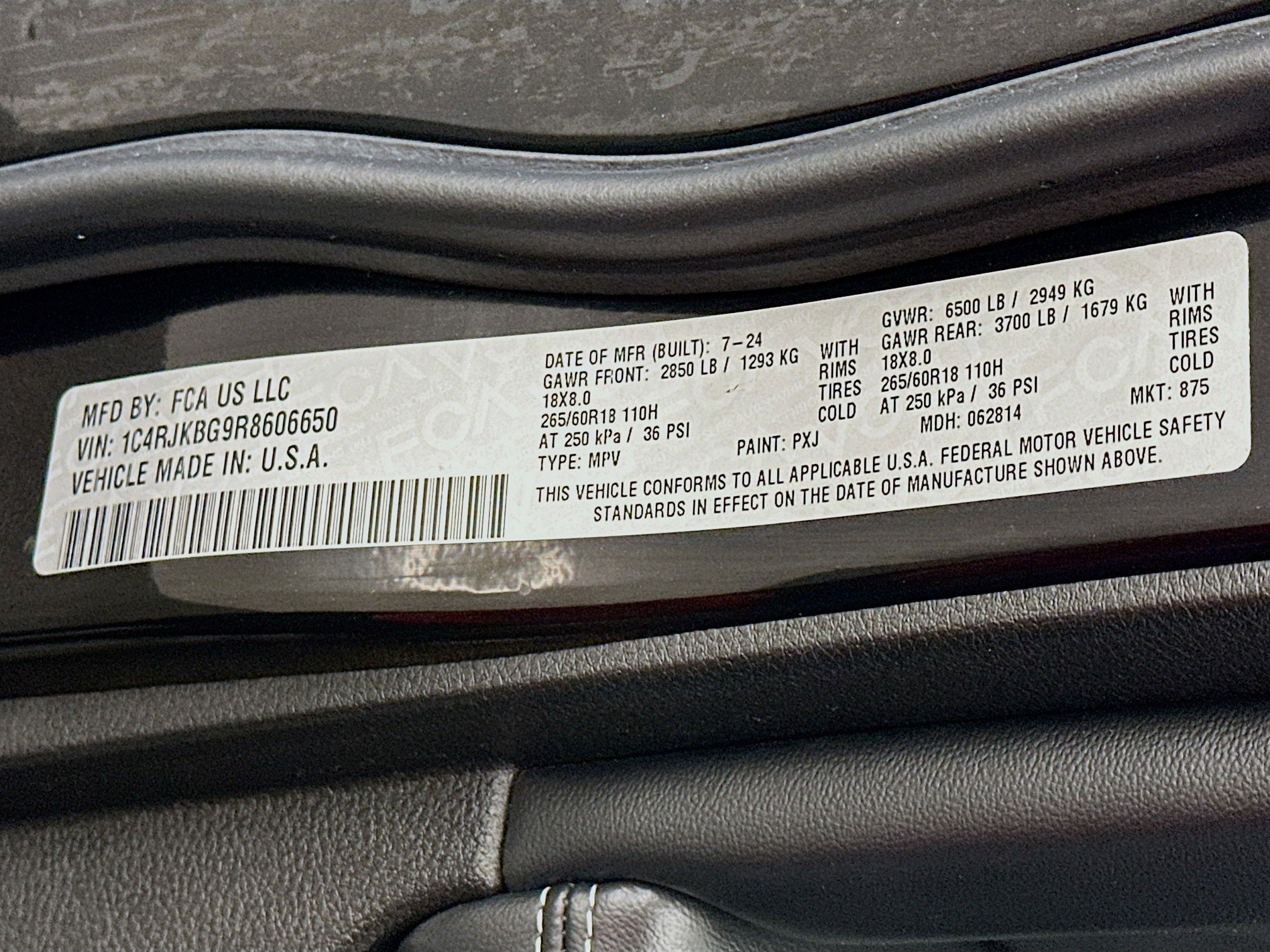 Used 2024 Jeep Grand Cherokee L Limited w/ Luxury Tech Group II image 12