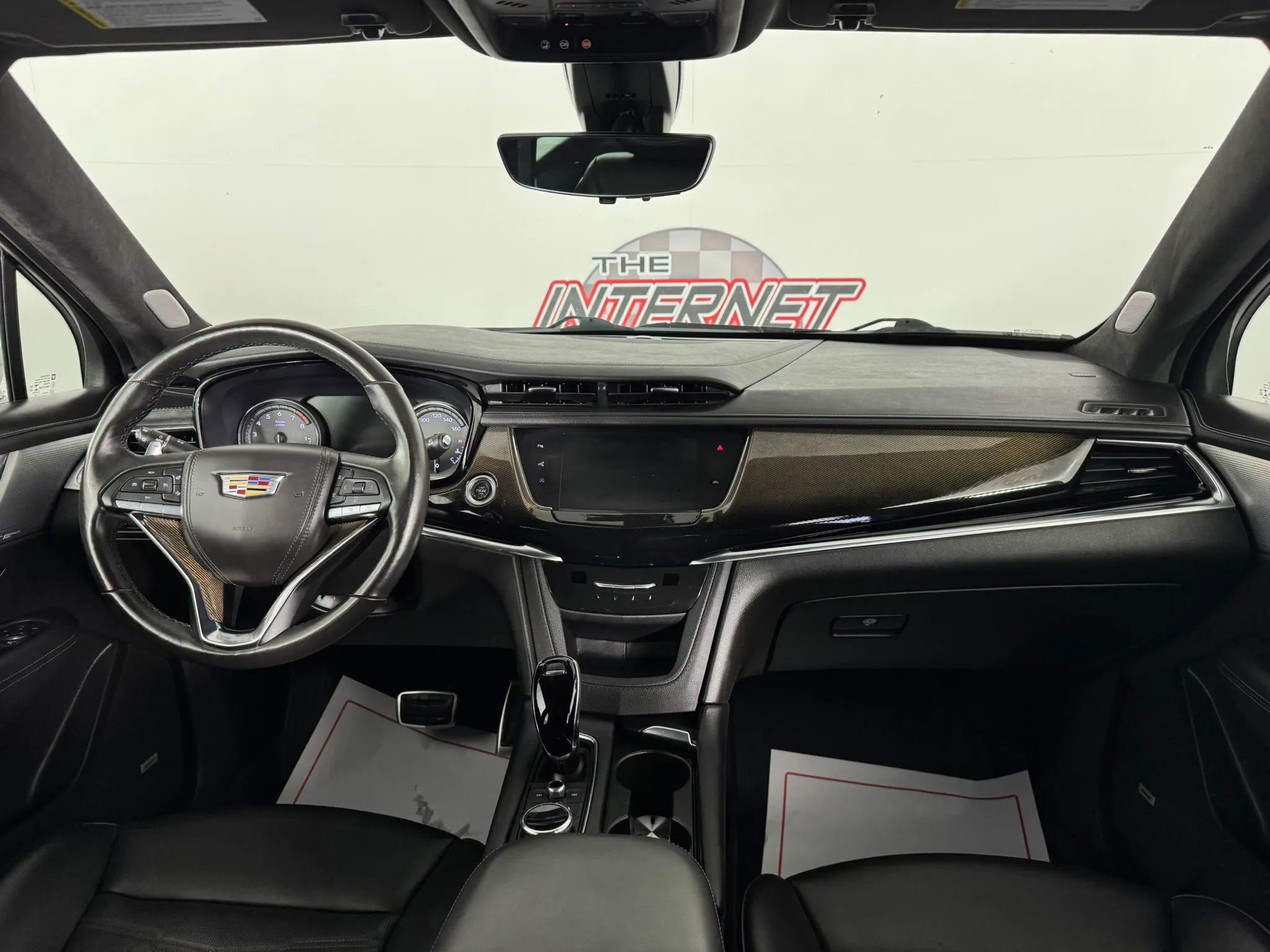 Used 2023 Cadillac XT6 Sport w/ Platinum Package AWD/4WD image 11