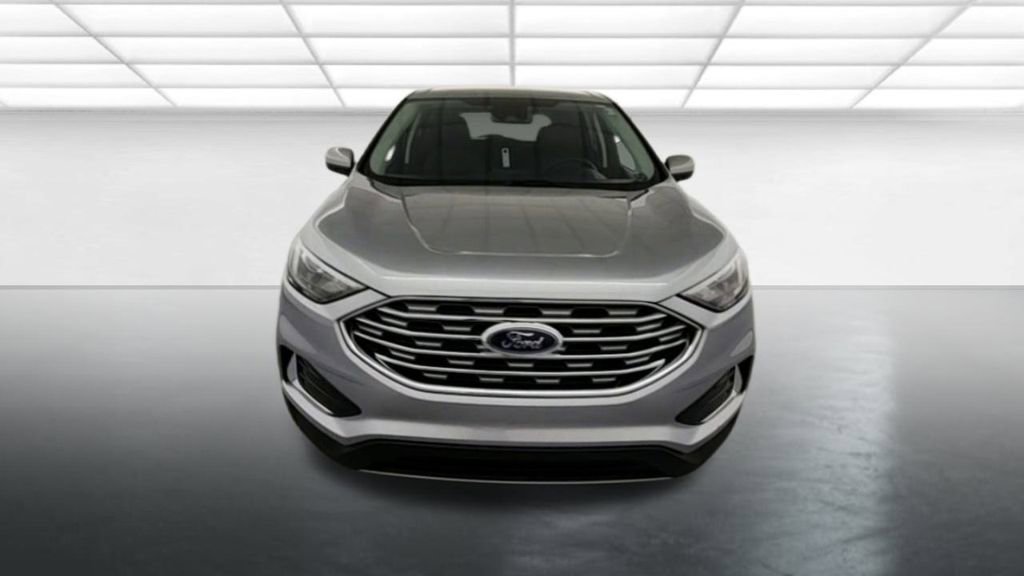 Used 2022 Ford Edge SEL AWD/4WD image 2