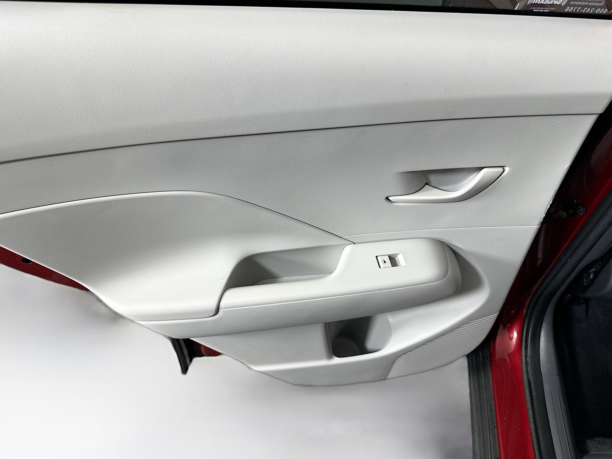 Used 2024 Hyundai Kona SEL image 25