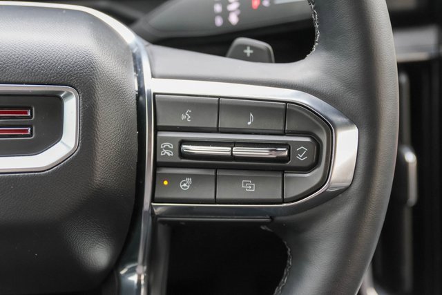 Used 2025 GMC Acadia Elevation image 30