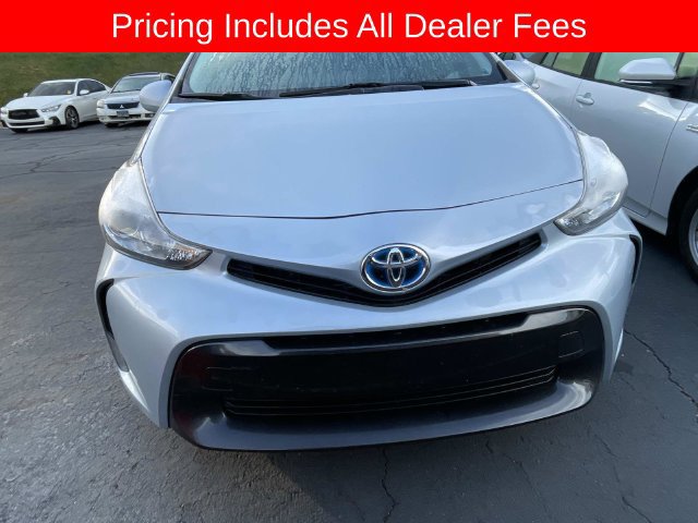 Used 2016 Toyota Prius V Three FWD image 13